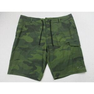 Oakley Shorts Mens Green Camo Cargo Drawstring Zip Fly Polyester Stretch Casual